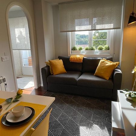 Yellow Home Сантяго де Компостела Екстериор снимка