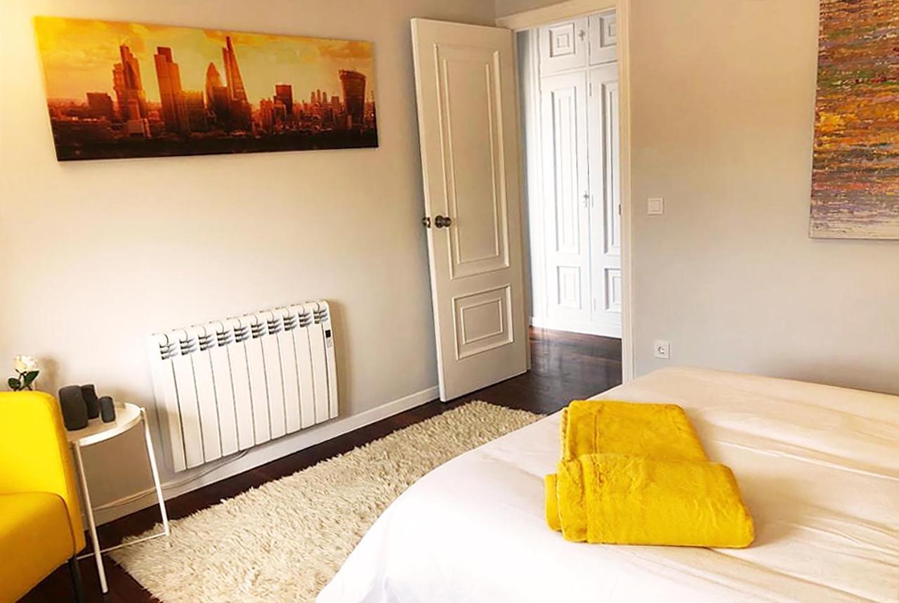 Yellow Home Сантяго де Компостела Екстериор снимка