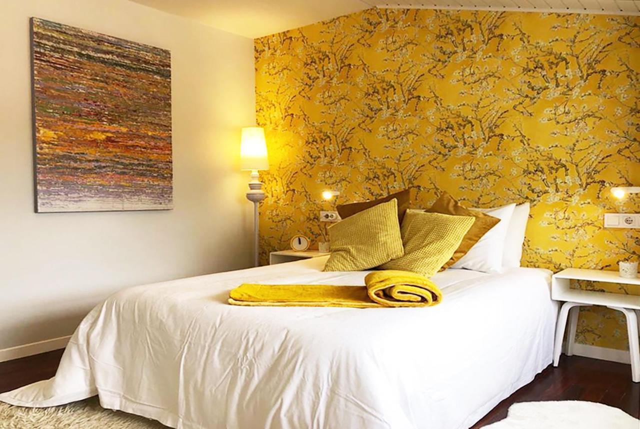 Yellow Home Сантяго де Компостела Екстериор снимка
