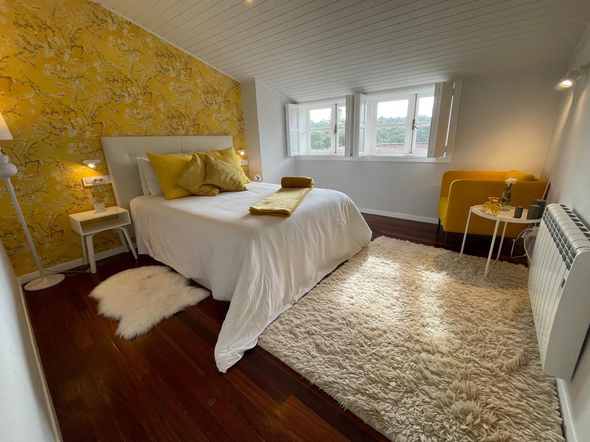 Yellow Home Сантяго де Компостела Екстериор снимка