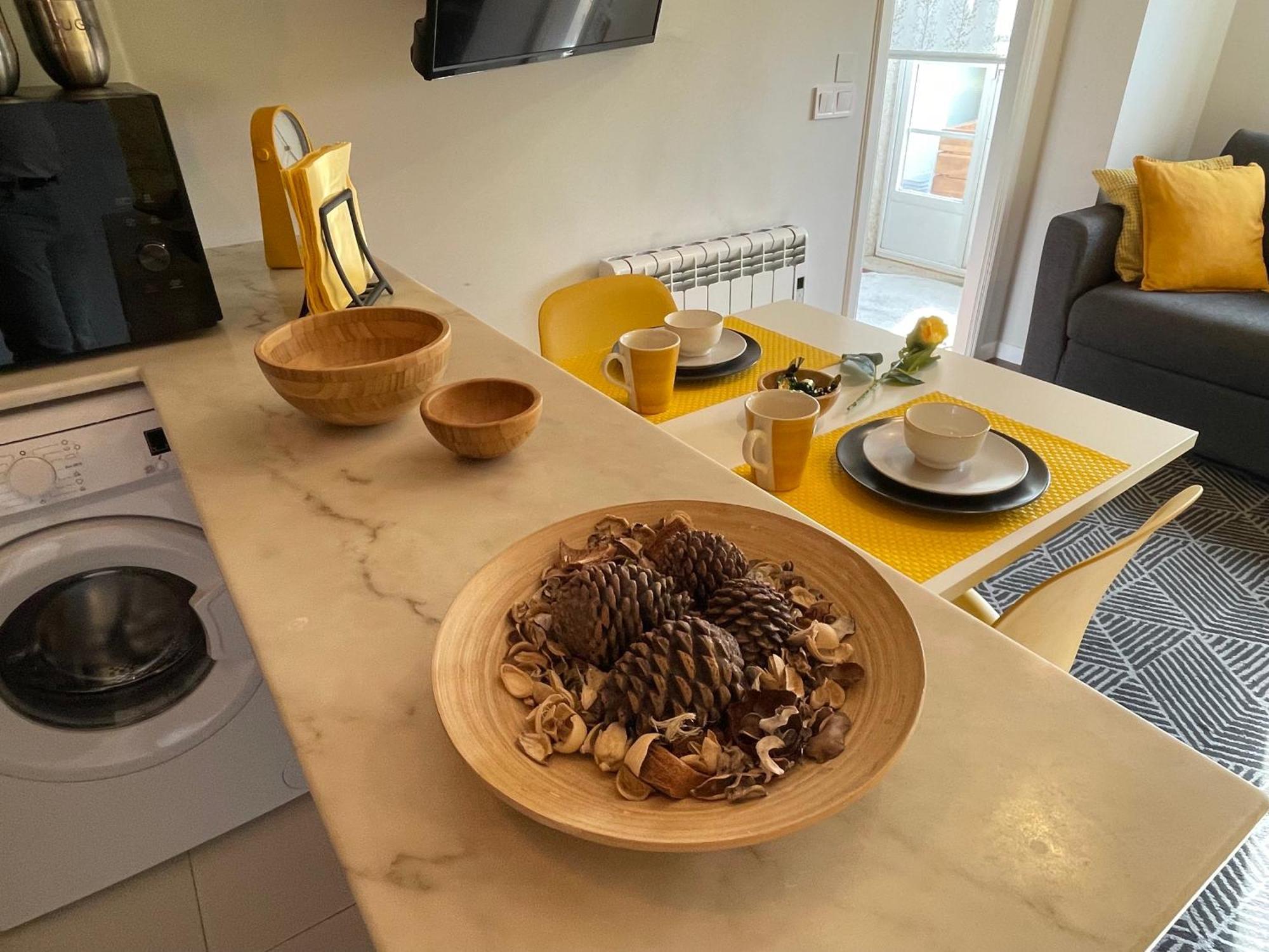 Yellow Home Сантяго де Компостела Екстериор снимка